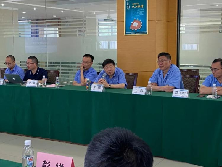 图片12 图片12