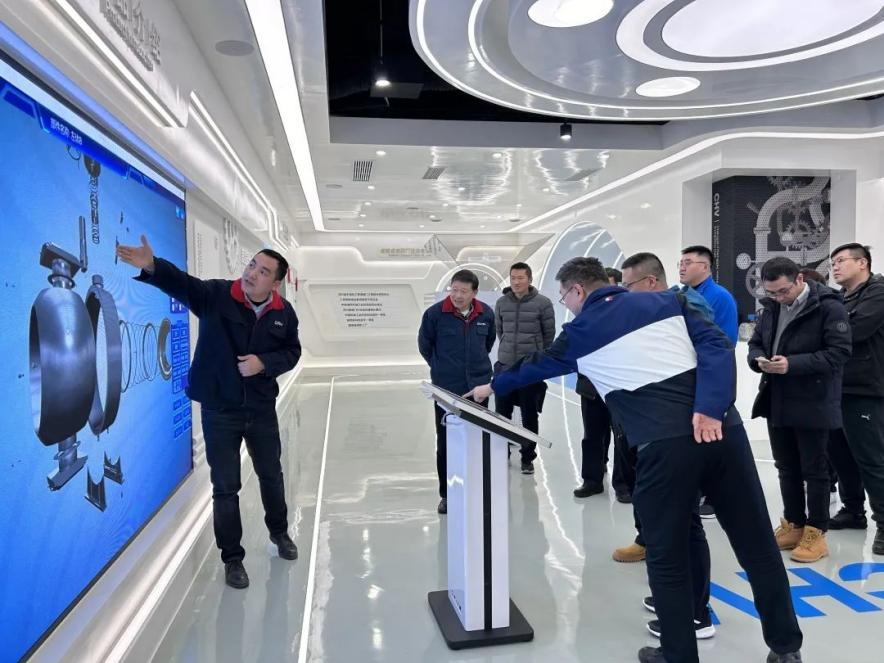 图片15 图片15